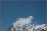 parapenter boven de Mont Blanc