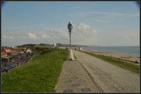 Lange dijk en hoge duinen